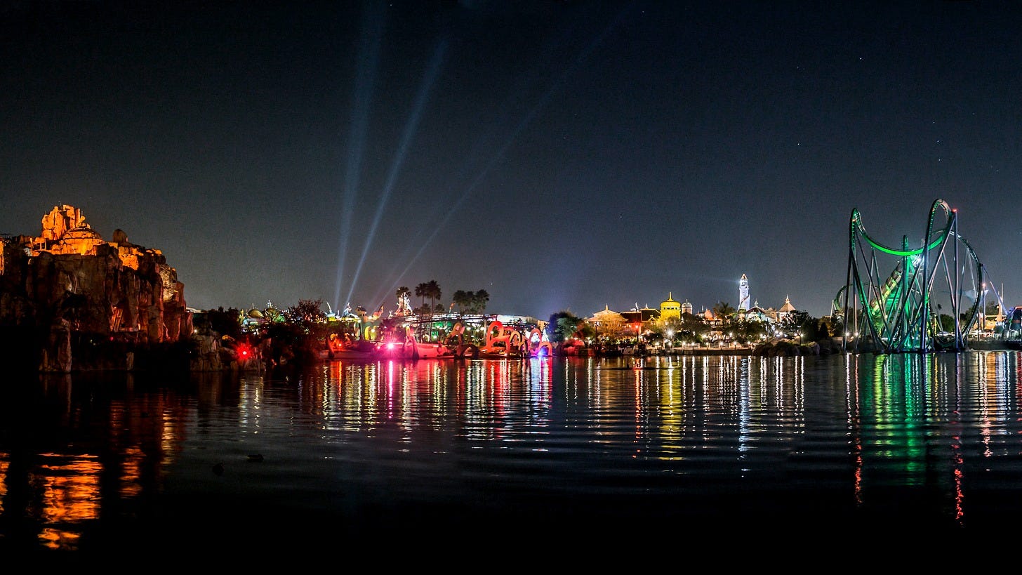 The lagoon at Universal's Islands of Adventure at night. Image: Pavel Kuritsyn via Wikimedia Commons The lagoon at Universal's Islands of Adventure at night. Image: Pavel Kuritsyn via Wikimedia Commons