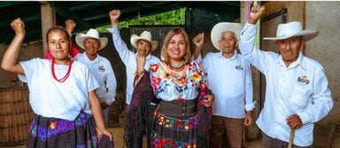 Une coopérative dévouée à la préservation du Mezcal traditionnel Une coopérative dévouée à la préservation du Mezcal traditionnel