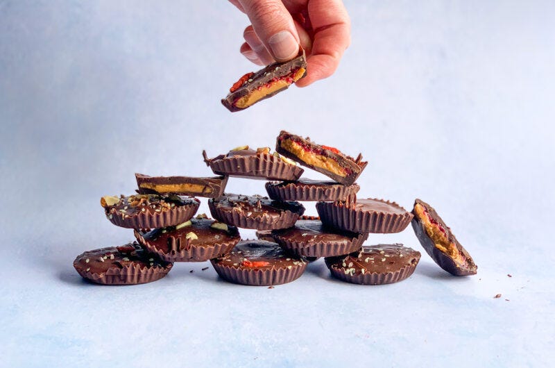 ‘Peanut Butter Jelly Time’ Cups