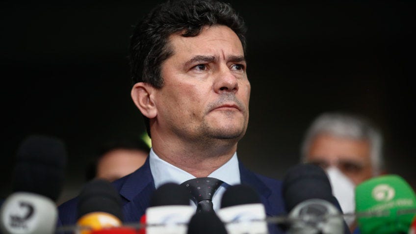 O tombo dos distintos | Opinião