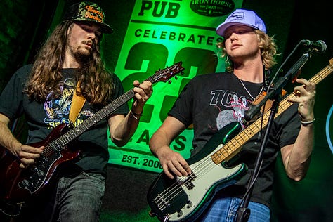 The Smokin' Oaks / photos by Troy Larson © FallstownFUSE