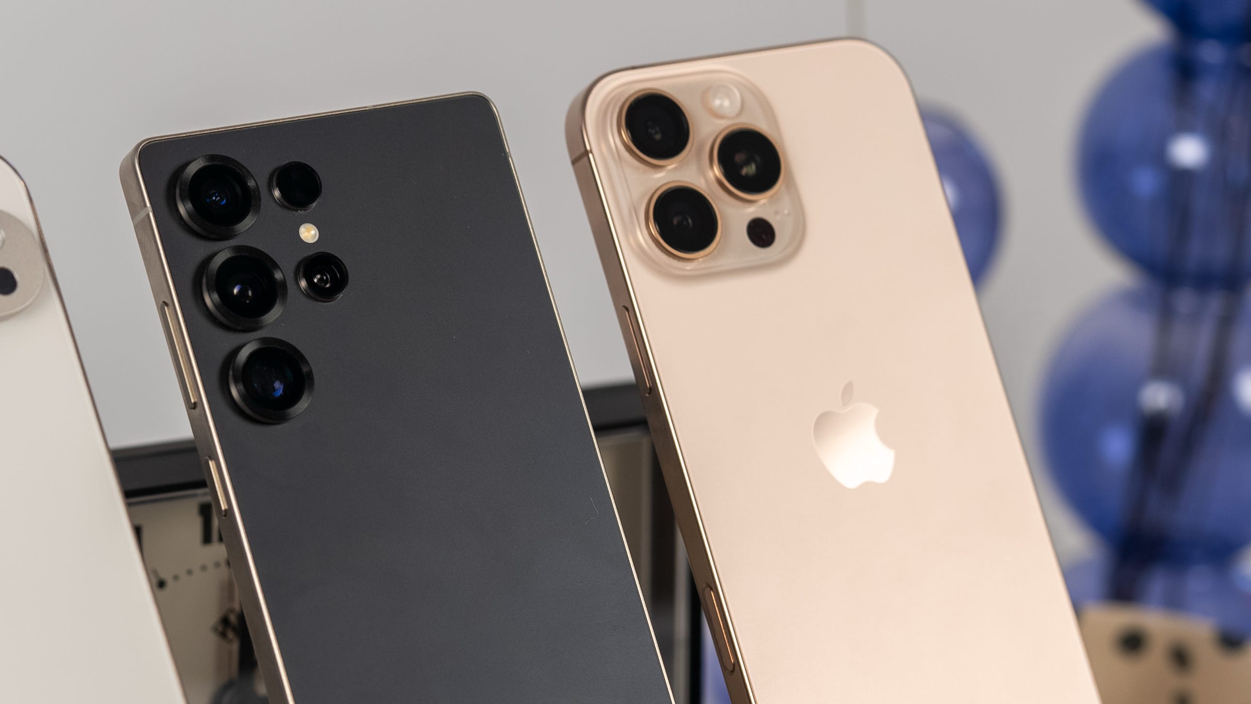 Galaxy S25 Ultra vs. iPhone 16 Pro Max: What's the difference?