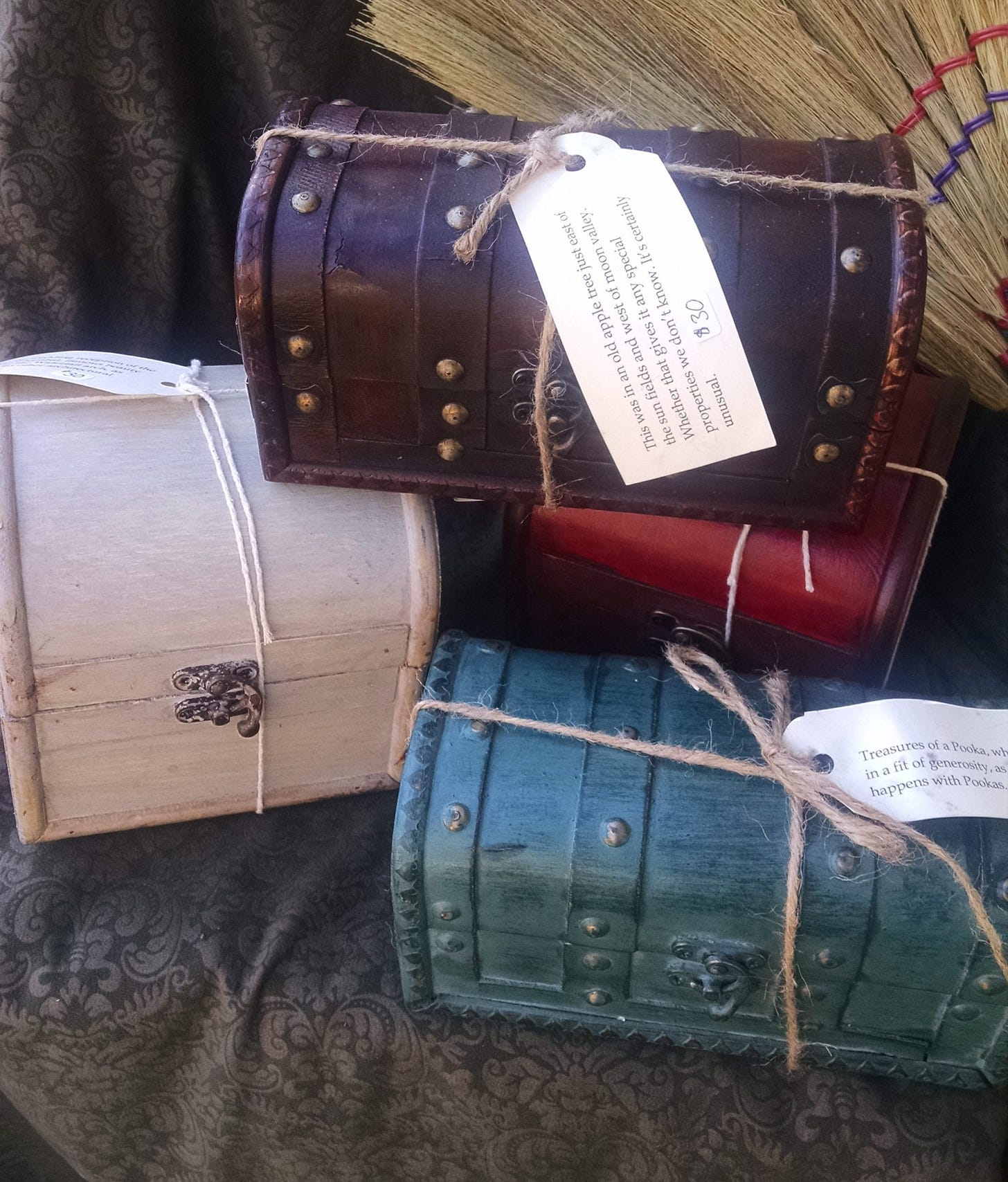 Mystery Treasure Boxes – The Five Wits