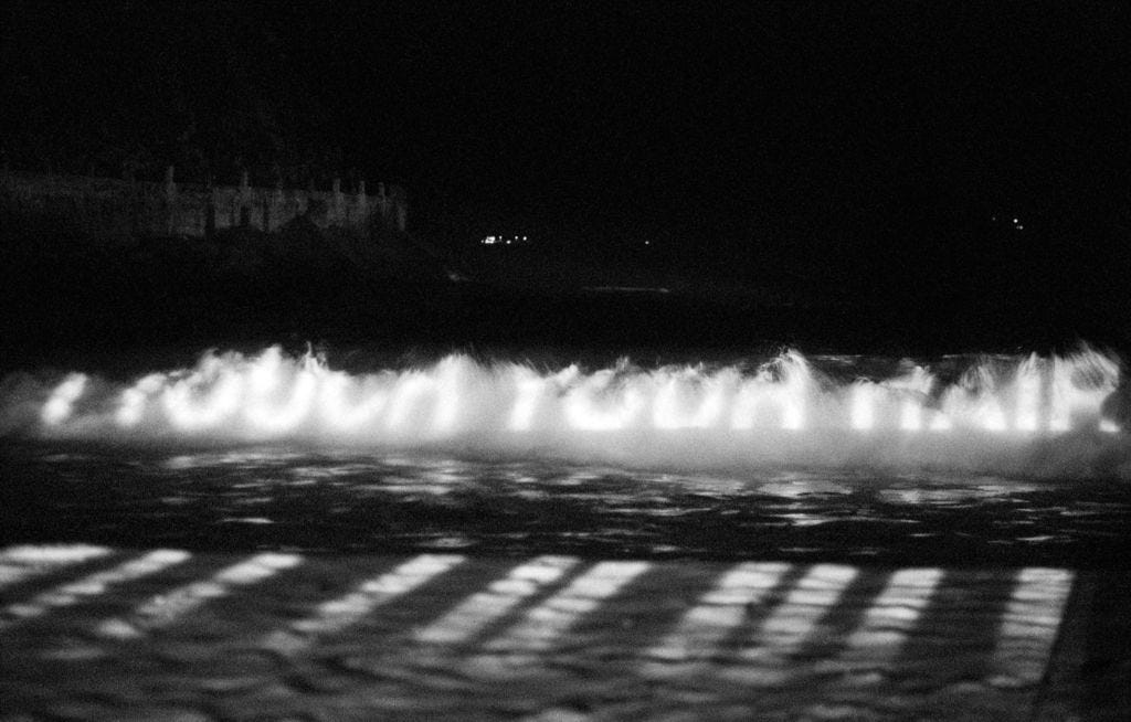 Rio de Janeiro 1999 Gallery — Jenny Holzer