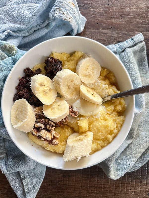 This rice cooker polenta recipe is an easy, hands-off way to make creamy polenta without constant stirring, perfect for weeknight dinners and meal prep.