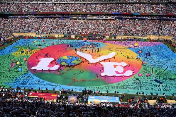 First World Cup Halftime Show: Lots of Stars, Little Purpose - The New York  Times