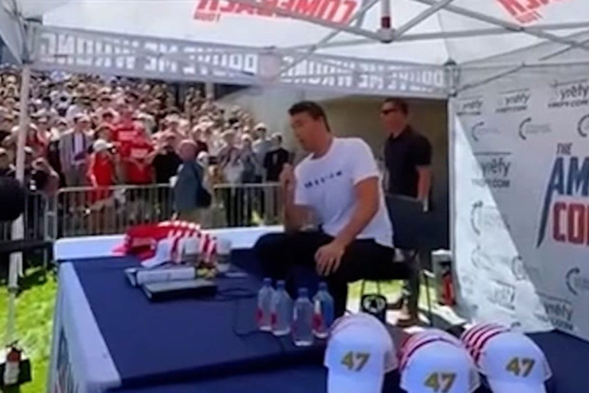 Charlie Kirk addresses crowd at Utah Valley University…