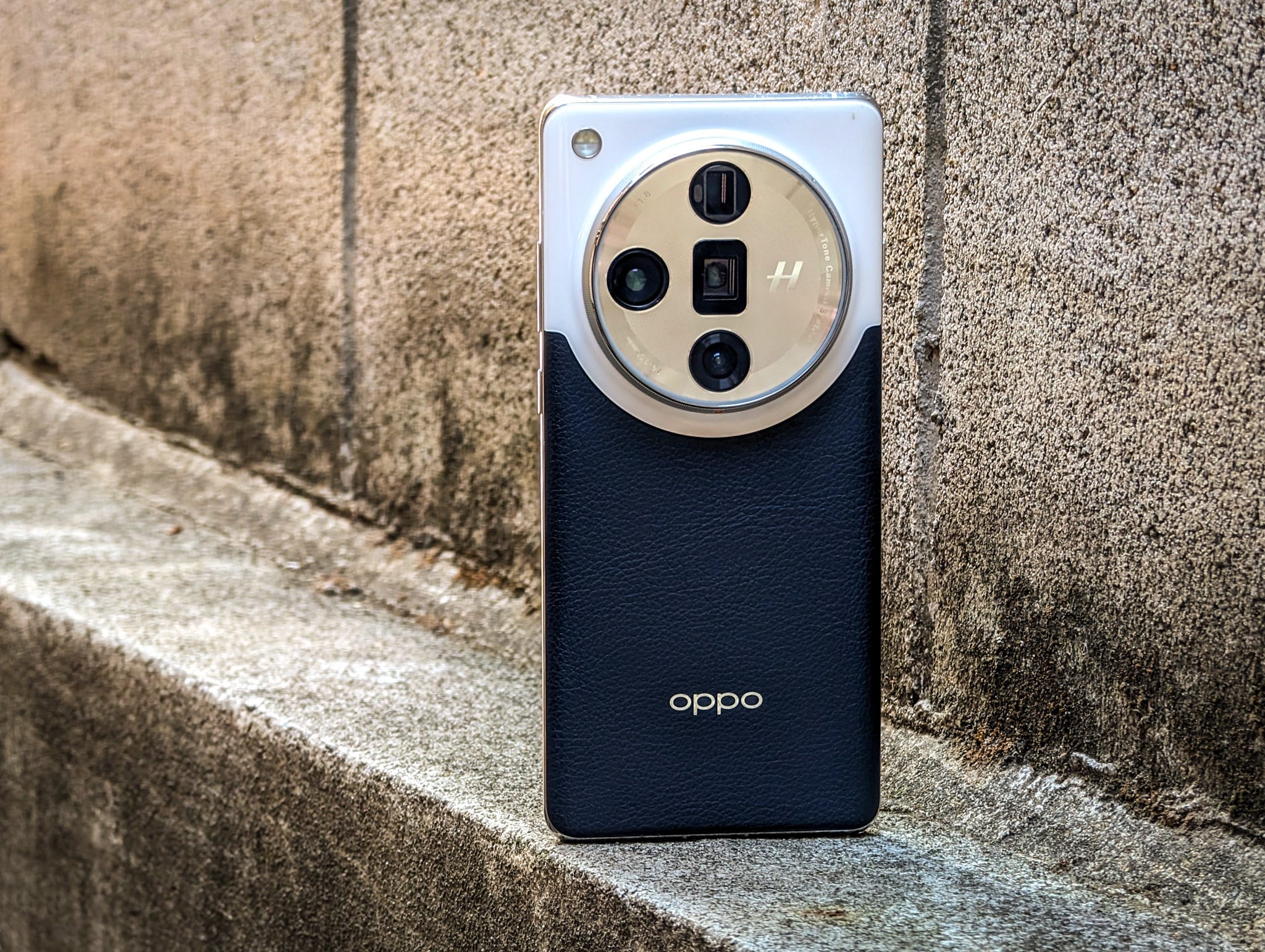 Oppo Find X7 Ultra review: hidden master - by Sam Byford