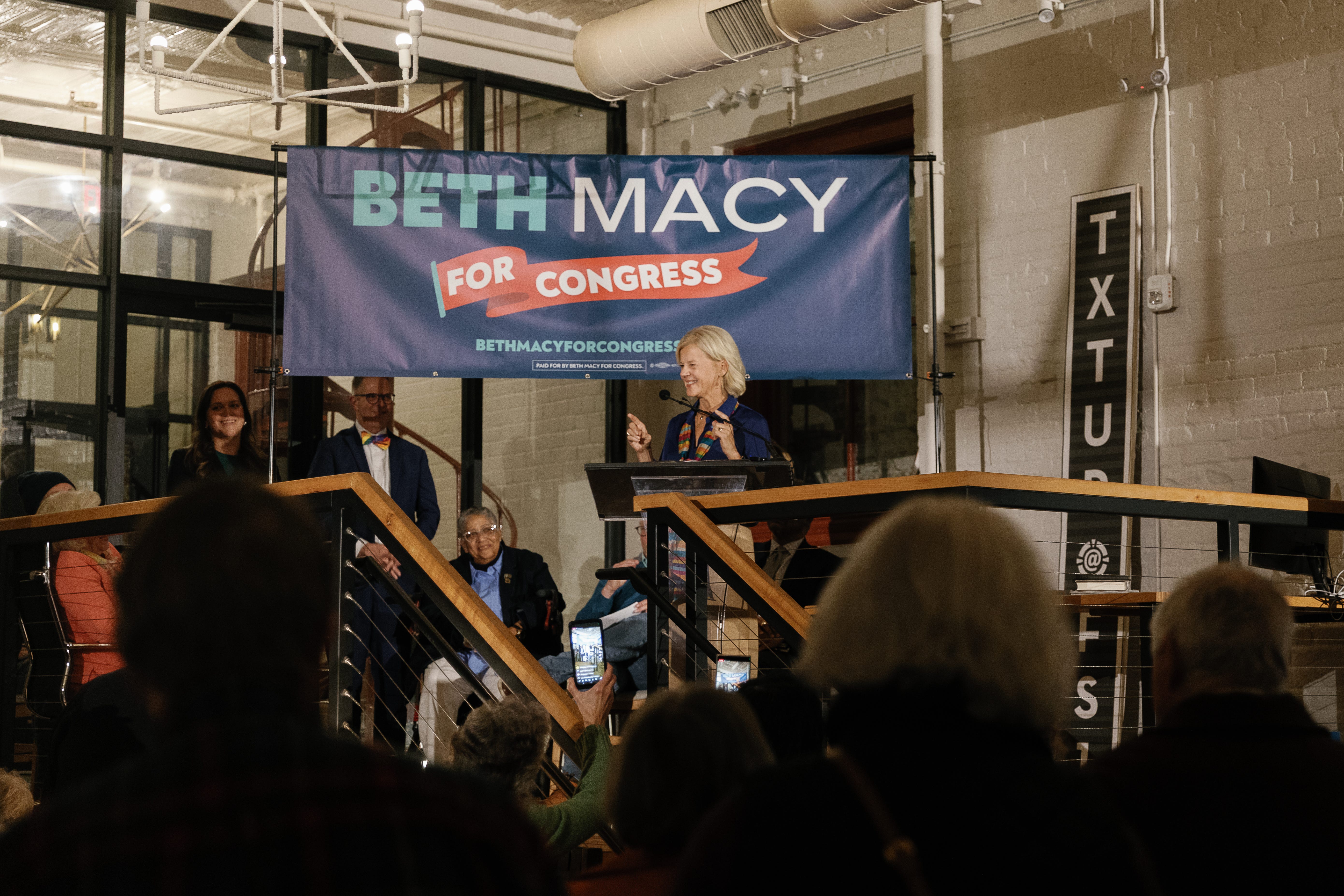 Welcome to the Worst-Kept Secret - Beth Macy