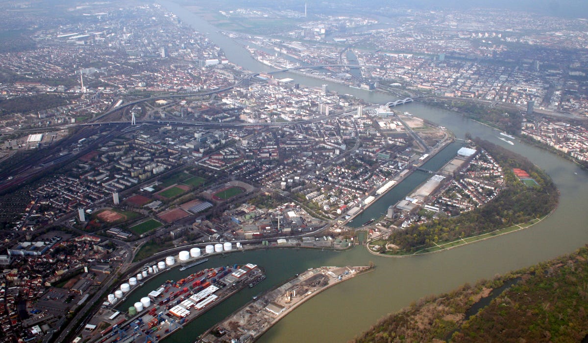 April 2006 aerial view April 2006 aerial view