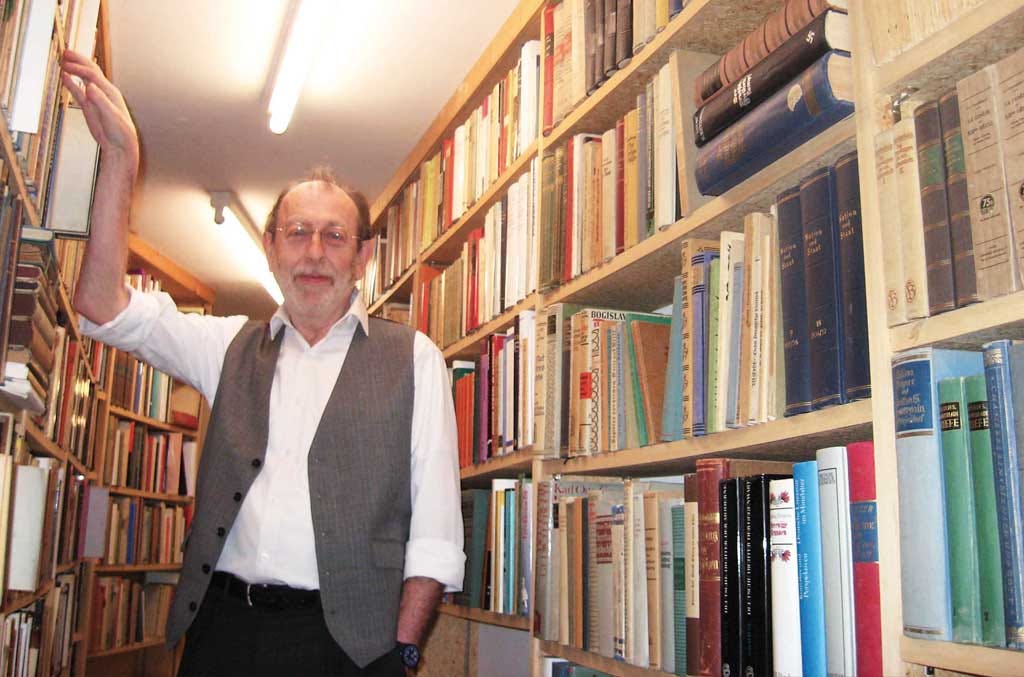 Revue Éléments - Alain de Benoist, l'homme-bibliothèque