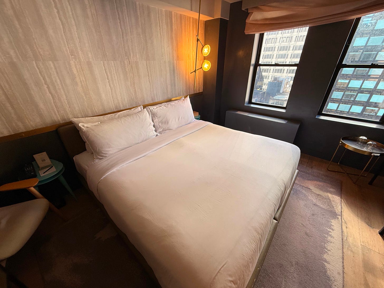 The Time king bed