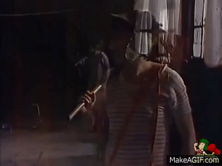 Chaves vai embora da vila on Make a GIF