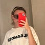 Ella Sangster's avatar
