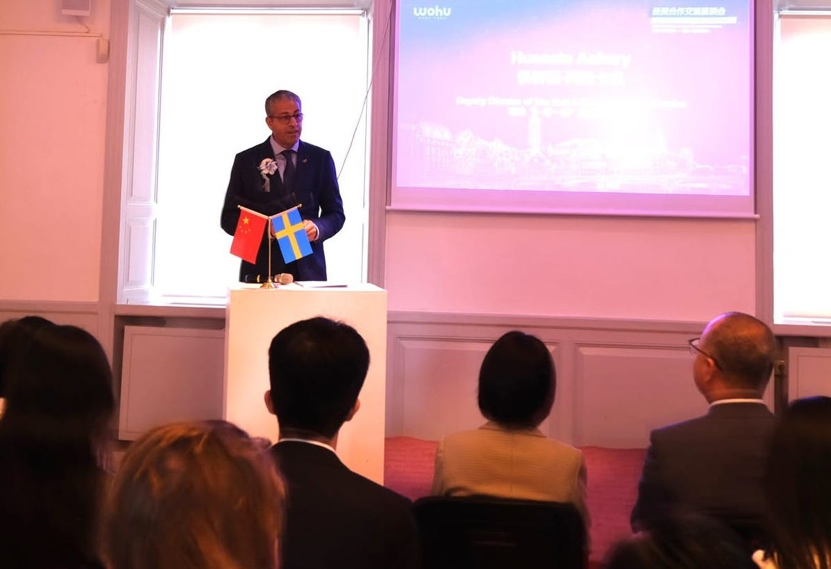 Hussein Askary on X: "I had the great honour of delivering, on Behalf of  the Belt and Road Institute in Sweden @BRIX_Sweden, the welcome speech to a business  delegation from Shenzhen's Luohu