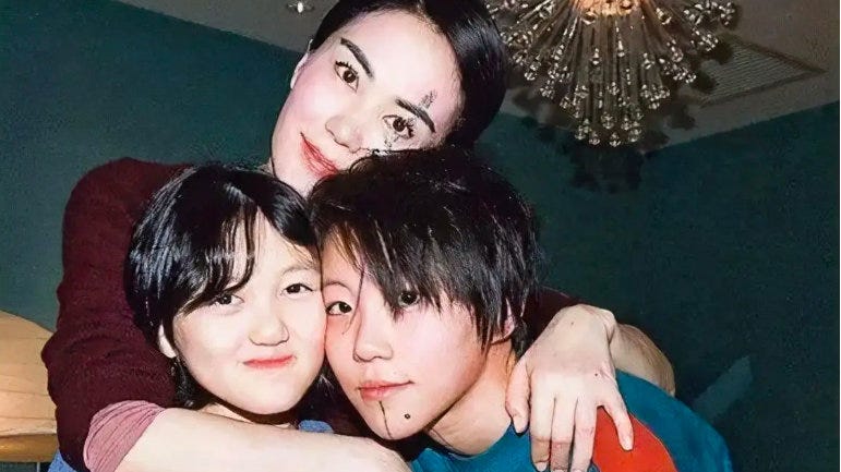 王菲从不相信离婚会对孩子有伤害,窦靖童和李嫣很独立,也不自卑|王菲|李嫣|窦靖童_新浪新闻 王菲从不相信离婚会对孩子有伤害,窦靖童和李嫣很独立,也不自卑|王菲|李嫣|窦靖童_新浪新闻