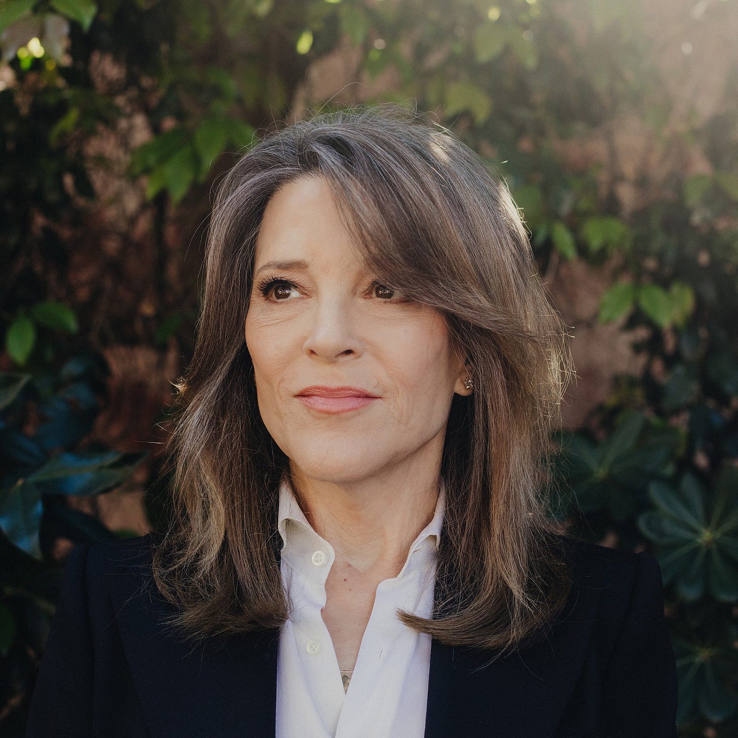 Marianne Williamson Has a Plan for That | The New Yorker