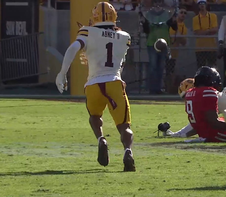 Keith Abney possible hand injury in 2025 season