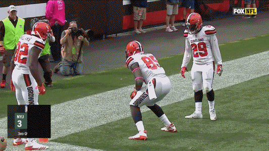 Browns' David Njoku spiked the ball directly into his own butt | SB Nation