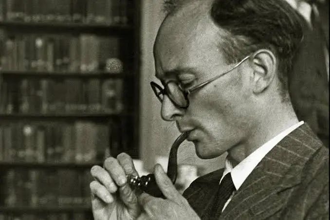 J. L. Austin: A return to common sense J. L. Austin: A return to common sense