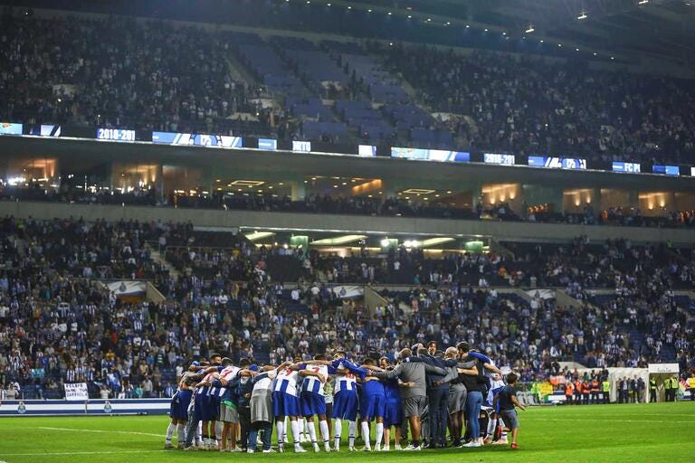 Corona revela o que se diz na roda do FC Porto