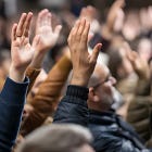 Η αποτυχία της δημοκρατίας και ο περιορισμός της κοινής γνώμης