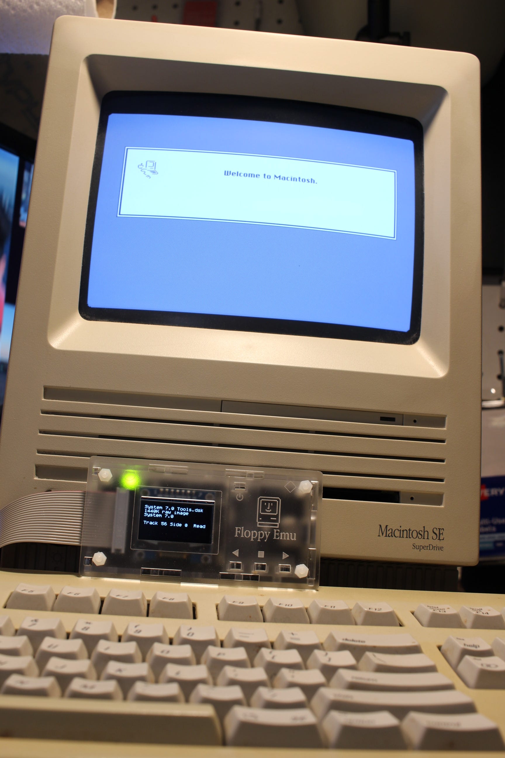 Macintosh SEとハードディスク Apple Macintosh SE SuperDrive – Retro Viator
