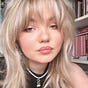 Sophie Leigh Walker's avatar