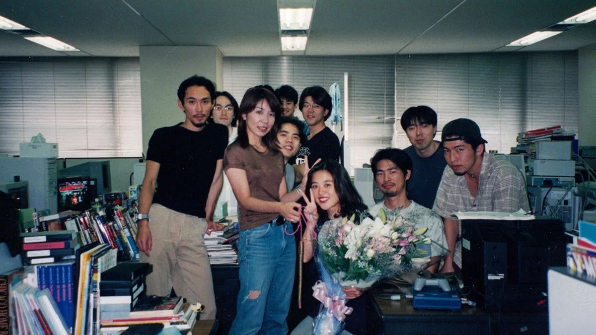Imagem dos membros da Team Silent, equipe responsável pelo desenvolvimento de Silent Hill, em 1998.