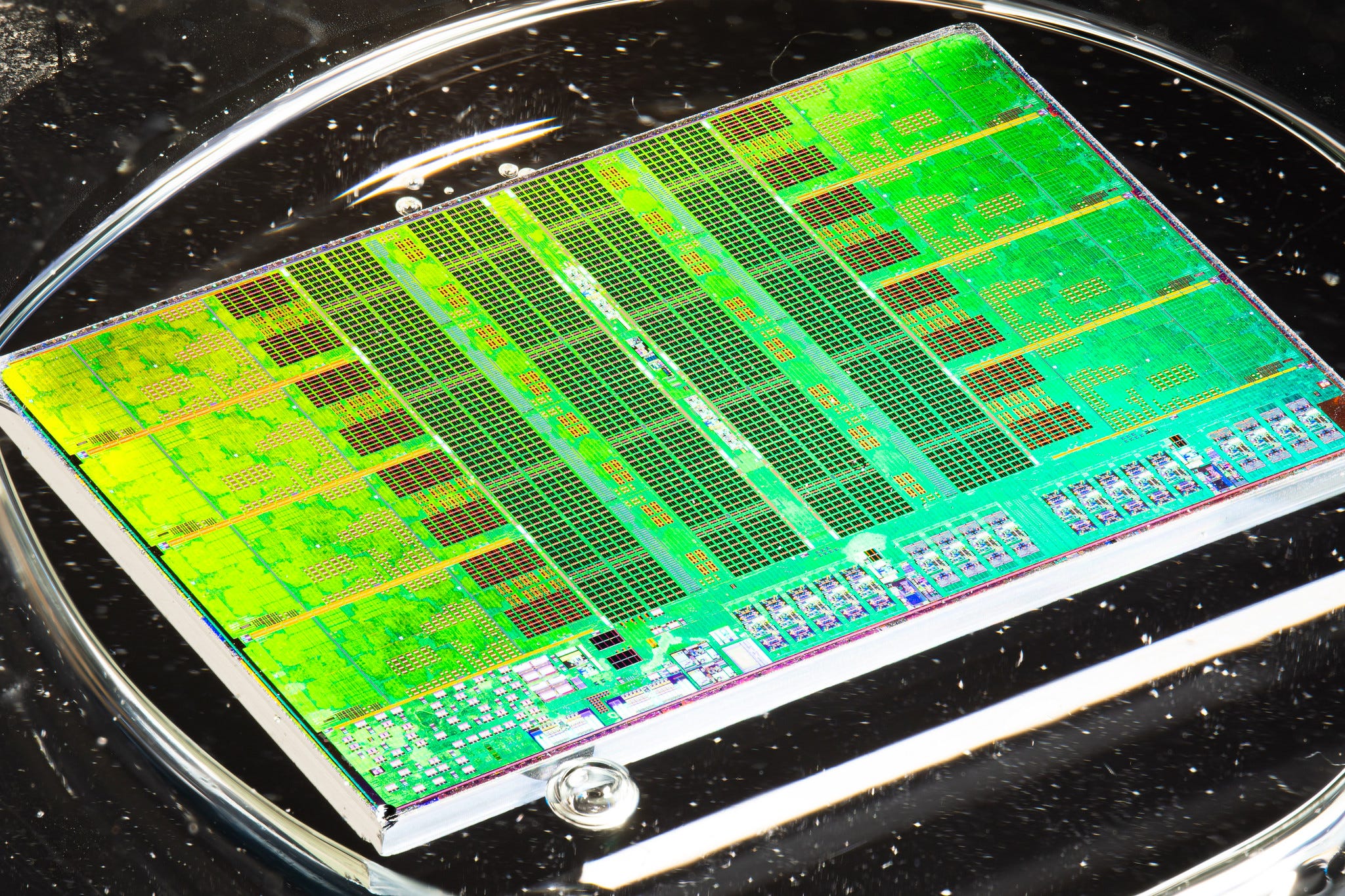 Chip Letter Links No.19 : AMD Zen 4, Nvidia, x86 Instructions, 8