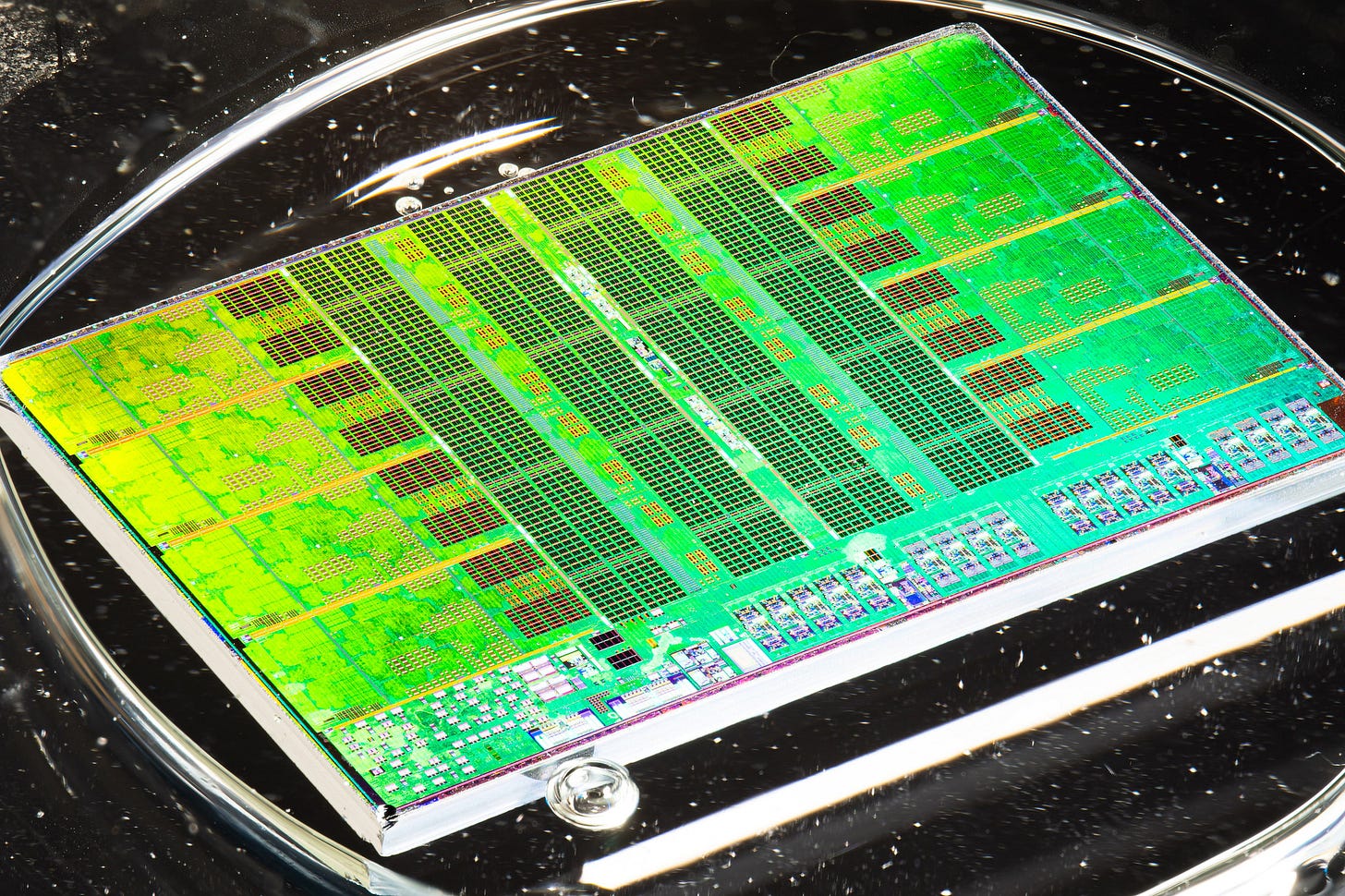 Chip Letter Links No.19 : AMD Zen 4, Nvidia, x86 Instructions, 8