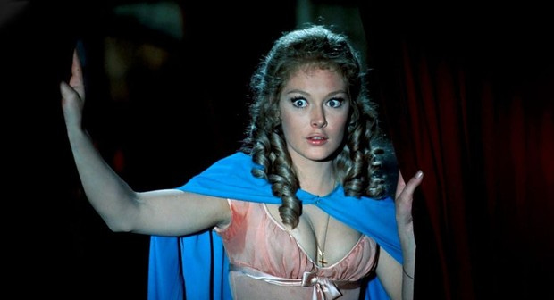 Scars of Dracula | Rotten Tomatoes