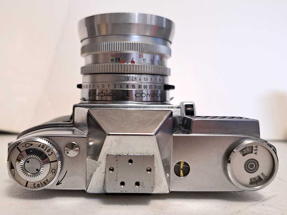 Kodak Retina Reflex III - by Sean Lamb