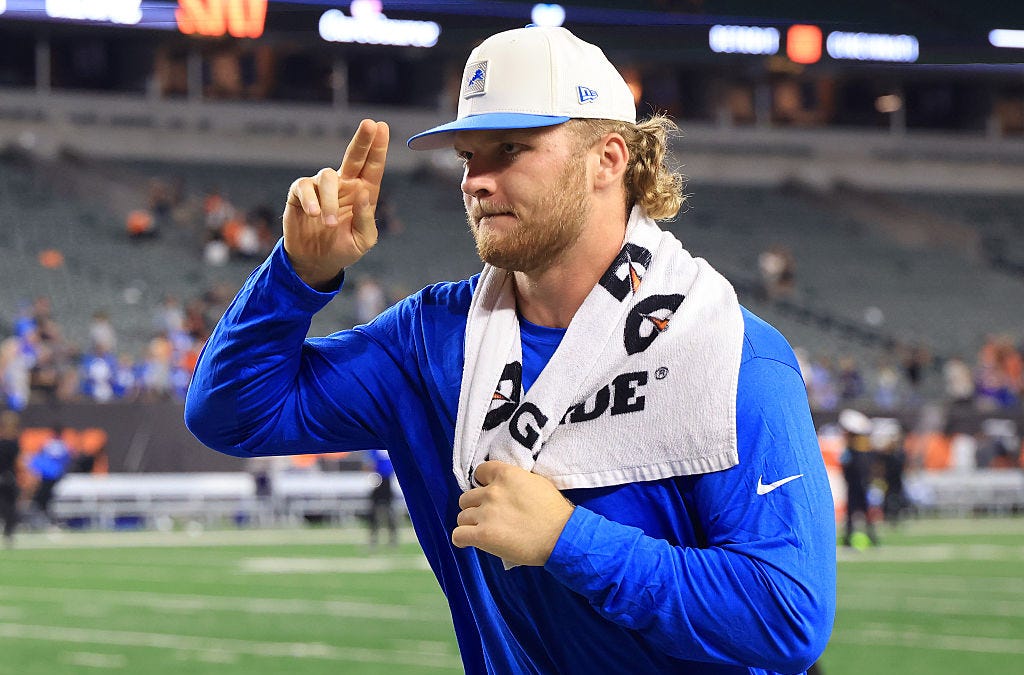 Lions camp observations: LaPorta and Bartch return, Hutchinson wreaks more havoc, and Scruggs settling in at center