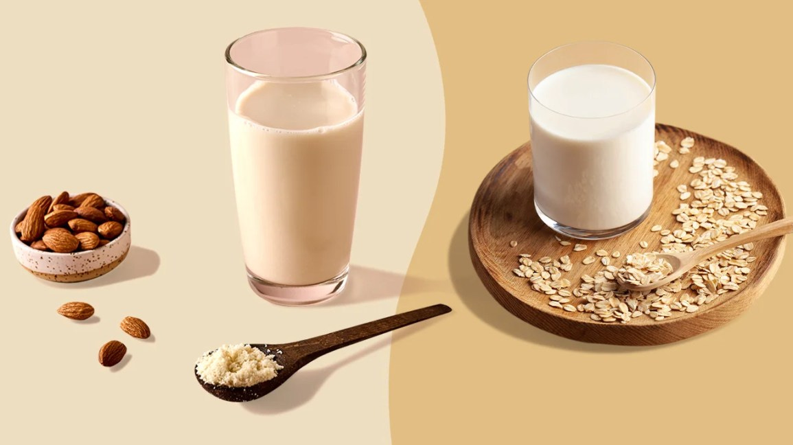 Oat Milk vs. Almond Milk: Which Is Better?