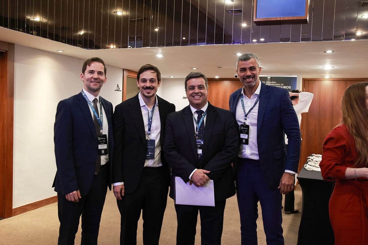 No alternative text description for this image