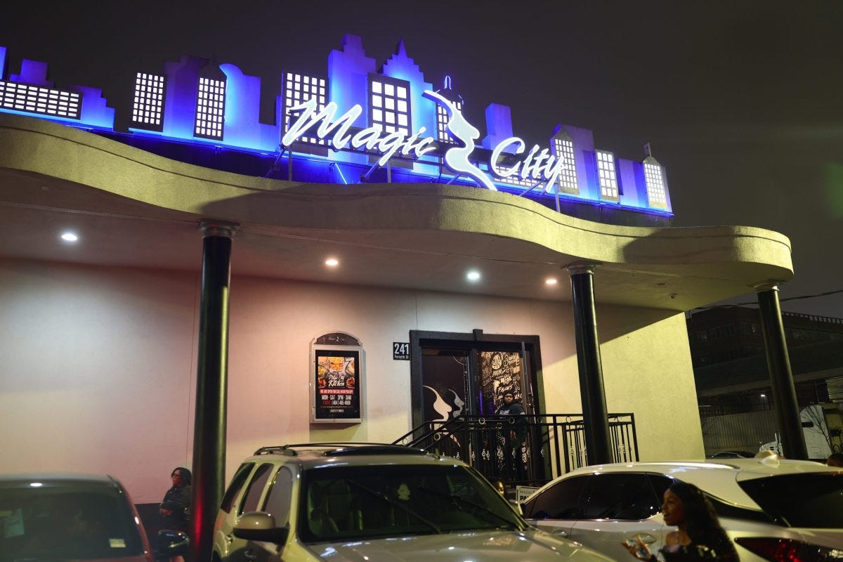 Magic City's Famous Wings: Inside the Hype - Capital B News - Atlanta Magic City's Famous Wings: Inside the Hype - Capital B News - Atlanta