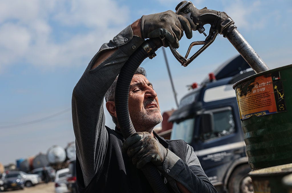 Tyler Cowen: Why Oil Price Spikes Could Spark a Global Recession