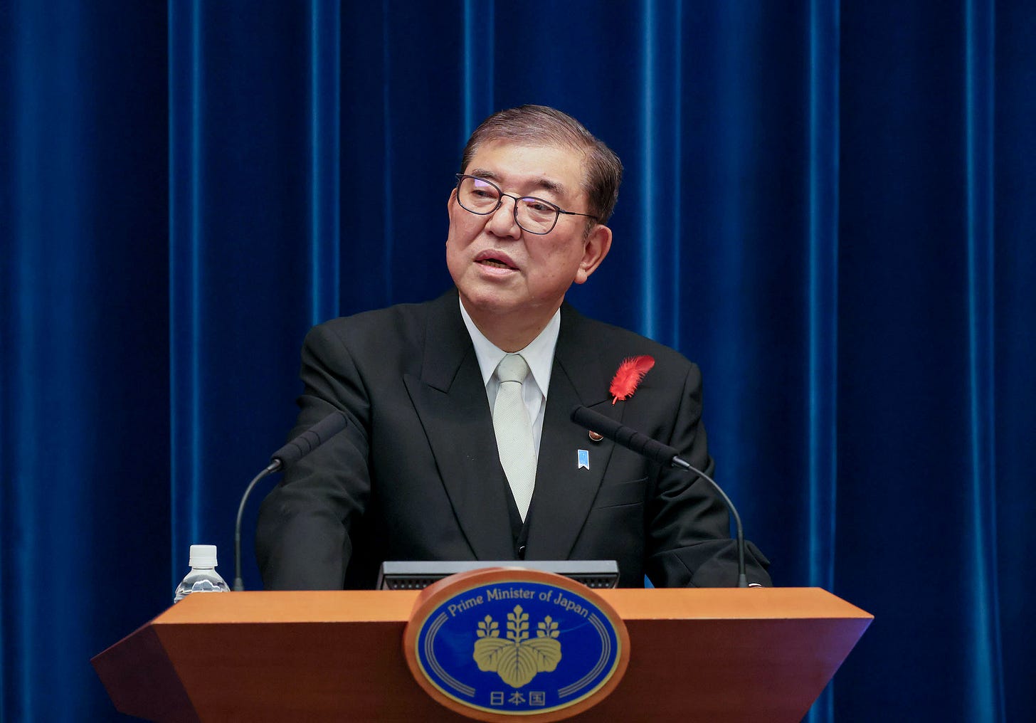 File:石破総理大臣の記者会見.jpg - Wikimedia Commons