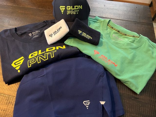GLDN PNT padel gear