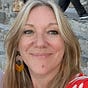 Kath Lewis's avatar