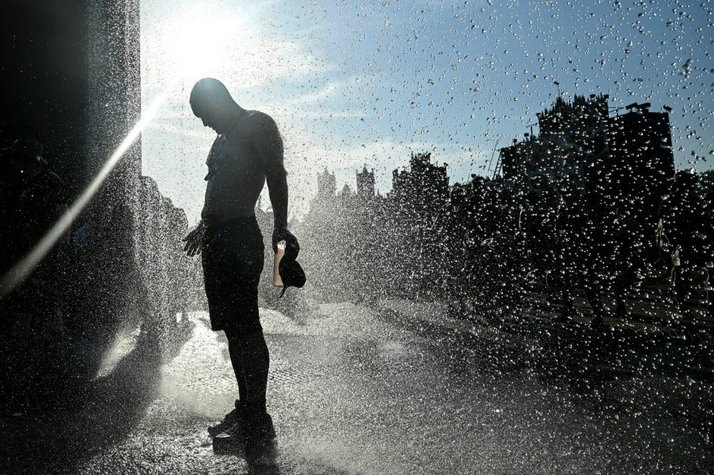 Francia vive su primera ola de calor de 2025, "precoz" e "intensa" - SWI  swissinfo.ch