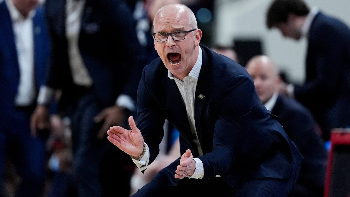Florida ends UConn's bid for third straight national title with 77-75 March  Madness win | WOWK 13 News
