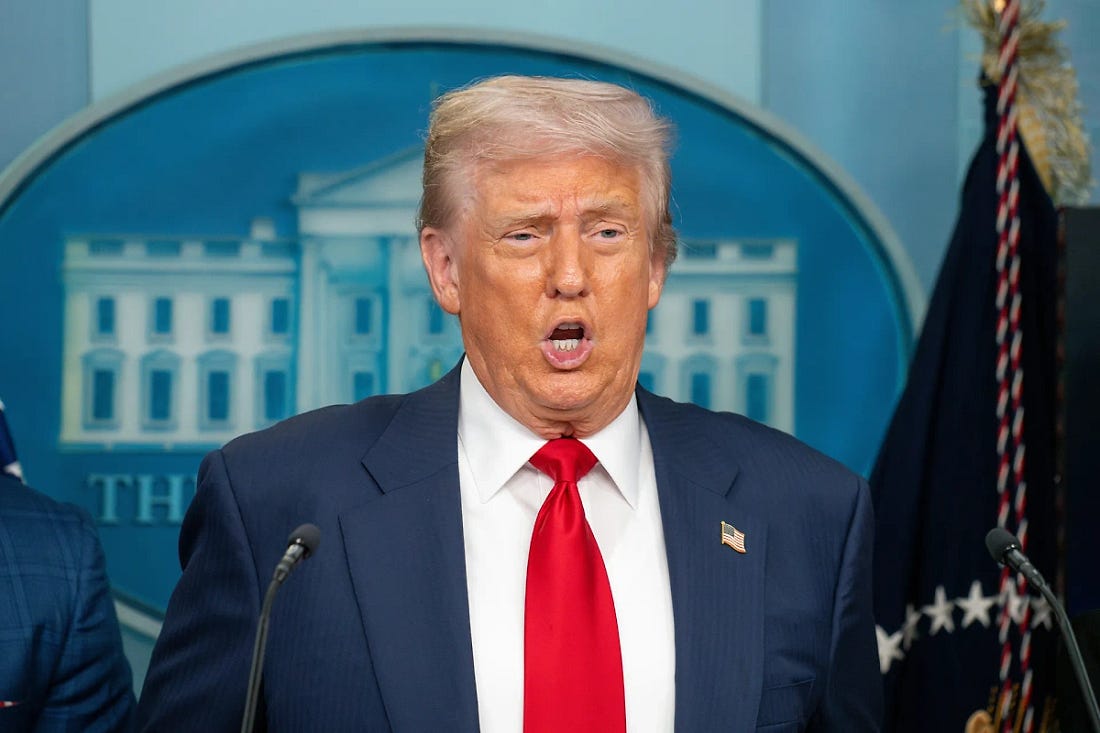 Trump jest przeciwny Wenezueli, UE jest przeciwna toaletom, a wszyscy są przeciwni zdrowemu rozsądkowi. Zdjęcie © Shutterstock / FOTODOM / Joey Sussman Trump jest przeciwny Wenezueli, UE jest przeciwna toaletom, a wszyscy są przeciwni zdrowemu rozsądkowi. Zdjęcie © Shutterstock / FOTODOM / Joey Sussman