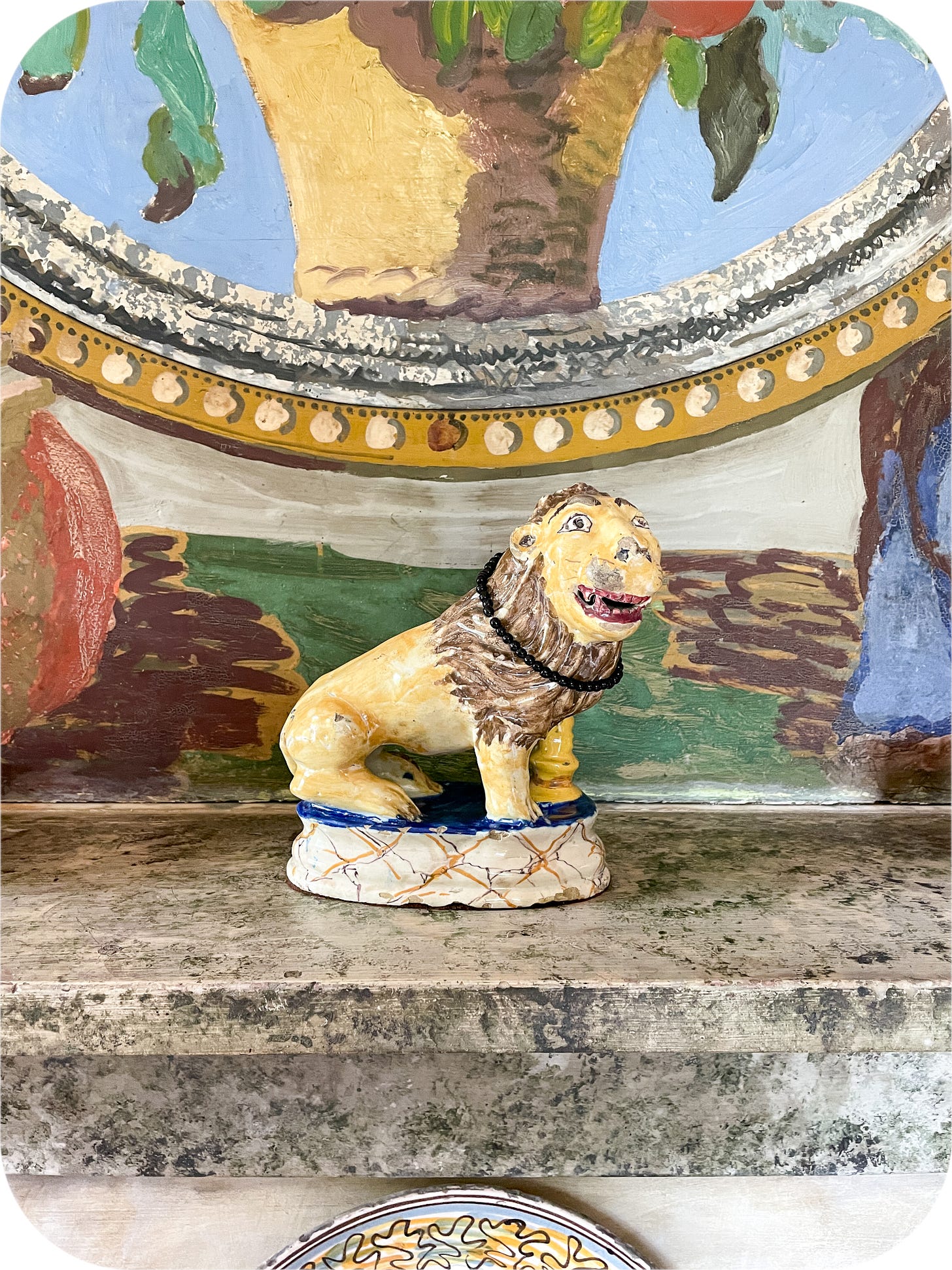 Lion at Charleston Farmhouse
