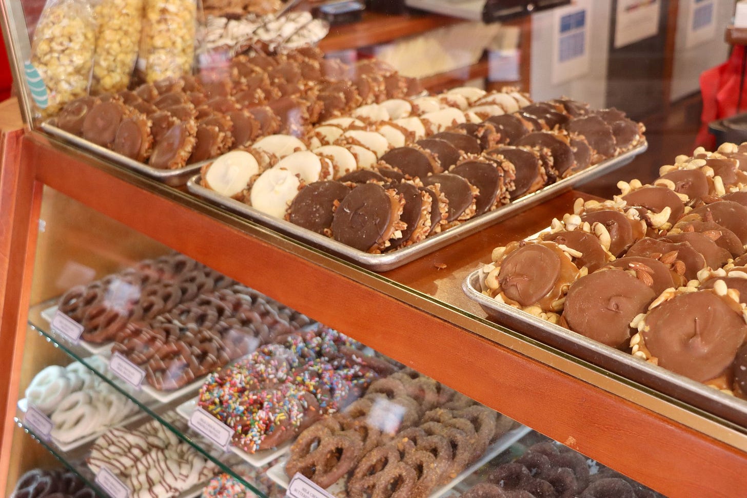 River Street Sweets® Celebrates National Pecan Day!