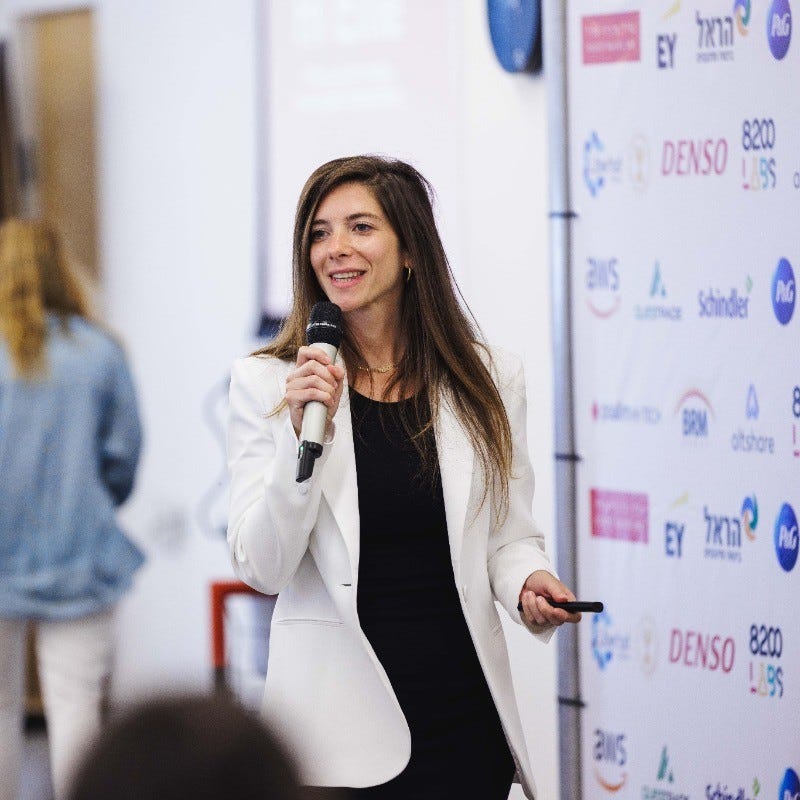 Profile photo of Eliana Barbel Profile photo of Eliana Barbel