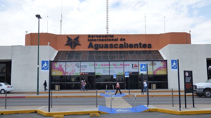 Fachada del Aeropuerto Internacional de Aguascalientes