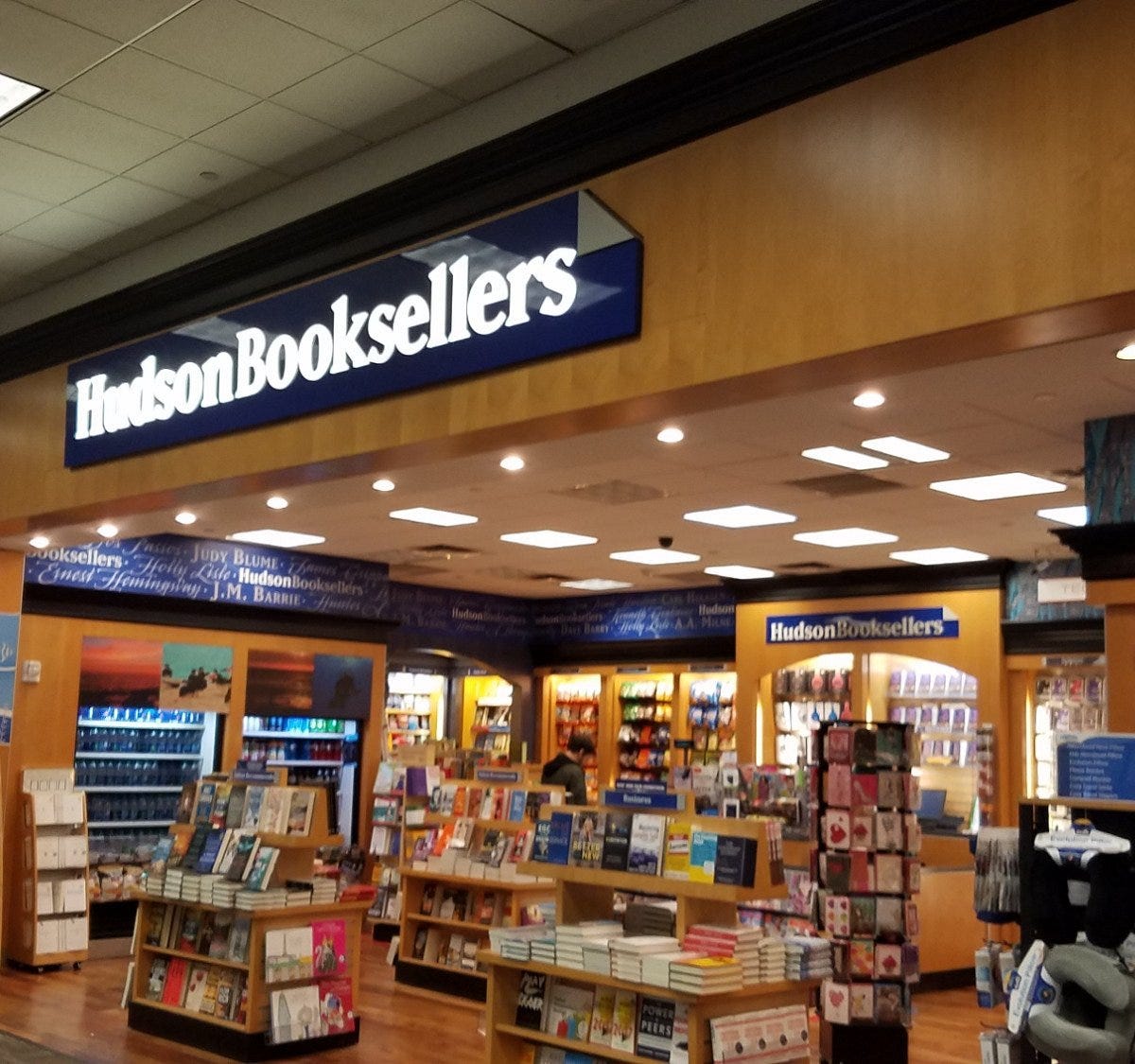 Hudson Booksellers (2026) - All You Need to Know BEFORE You Go (with  Reviews)