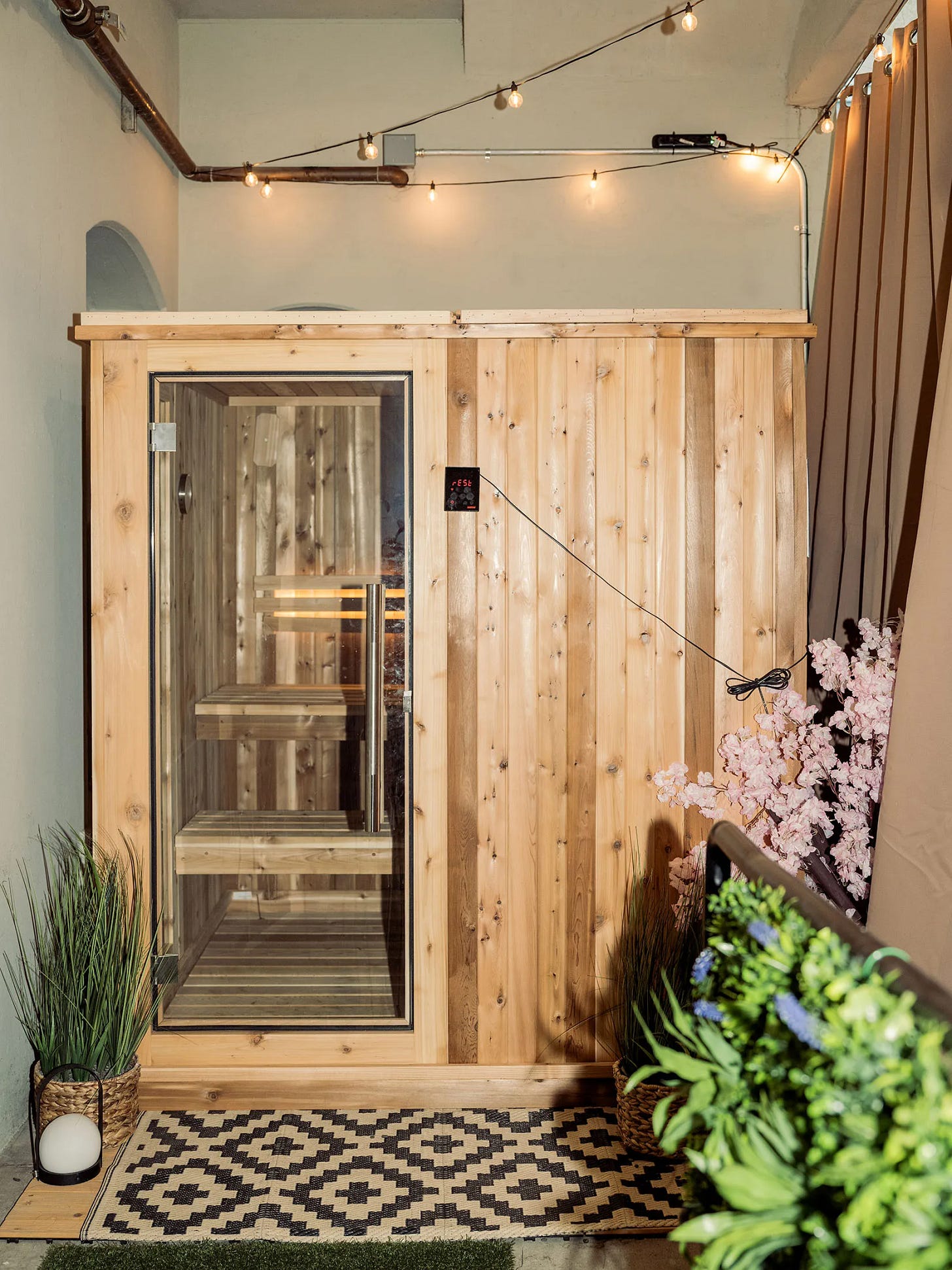 Sauna inside HF0 building. Sauna inside HF0 building.